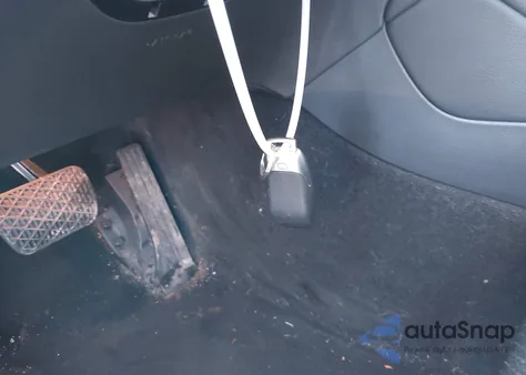 2022 Mercedes-Benz Glc 300 4Matic Suv z USA, uszkodzony, nr VIN W1N0G8EB6NG121353